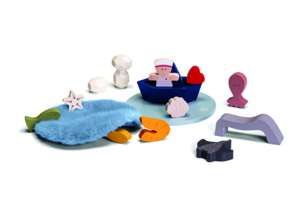 play set love sea